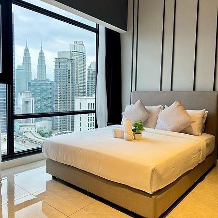 Appartamento Axon Infinity Pool Kl Kuala Lumpur Esterno foto