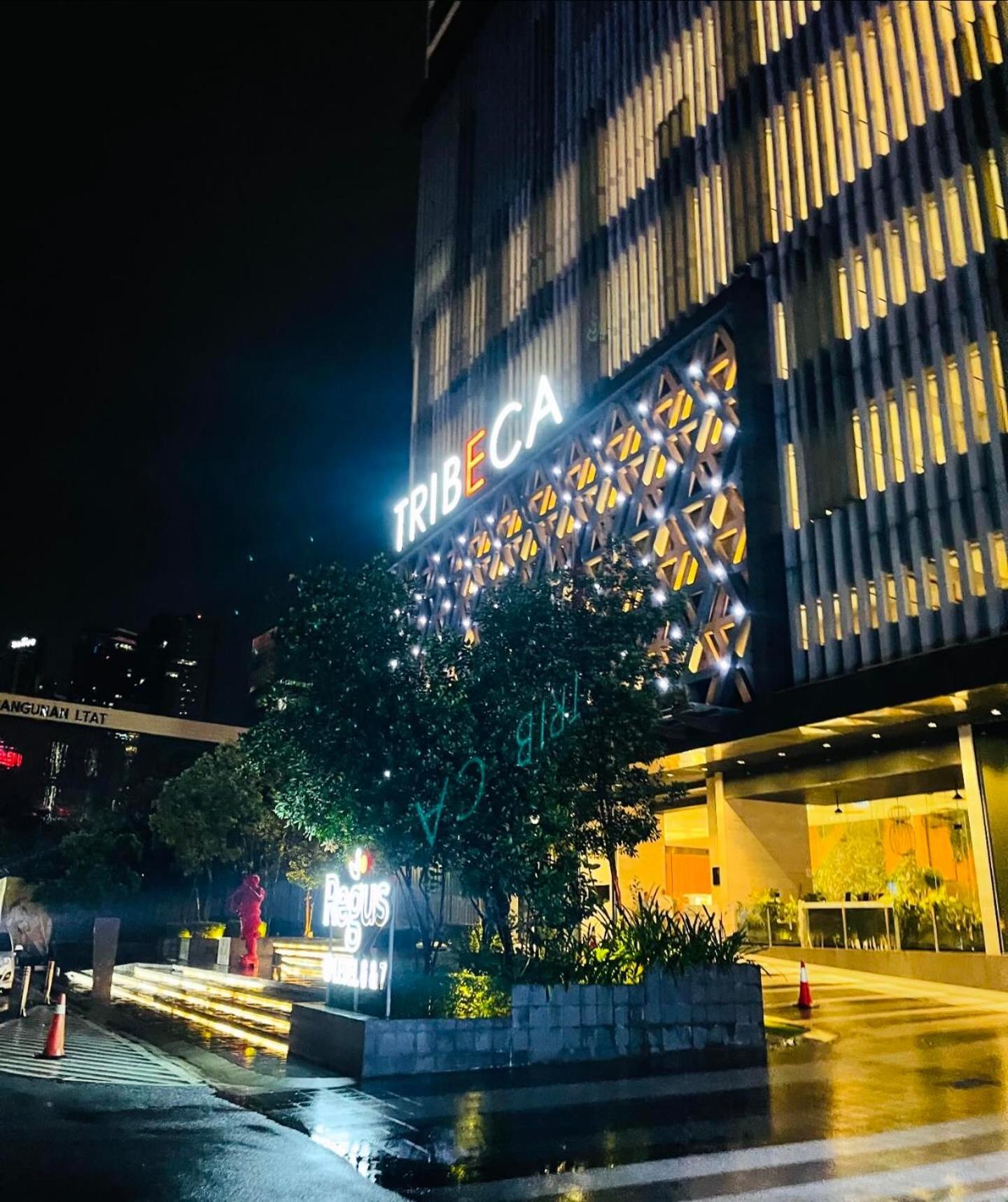 Appartamento Axon Infinity Pool Kl Kuala Lumpur Esterno foto